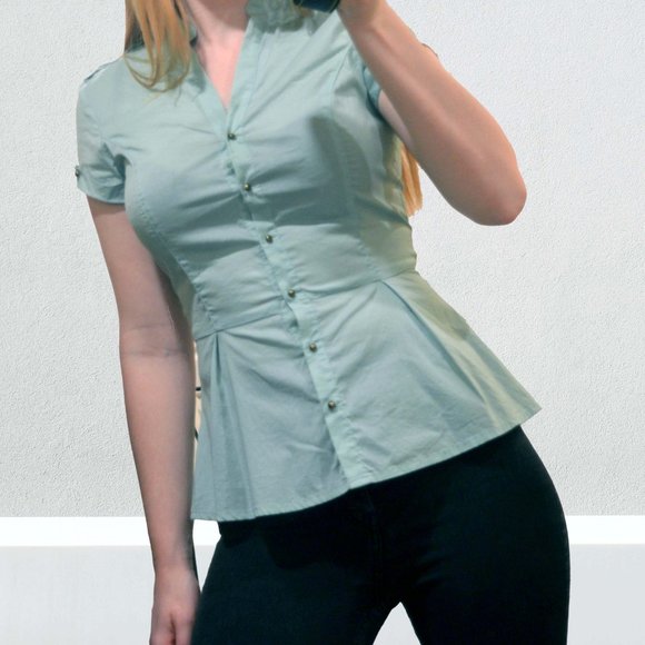 3/$15 🌺Dynamite Teal Button Down Blouse - Picture 5 of 9